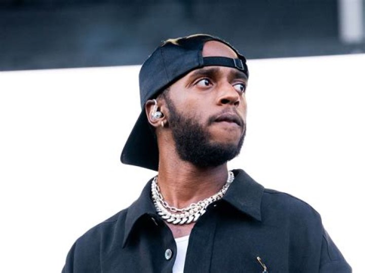 6lack Archives - 247 News Around The World