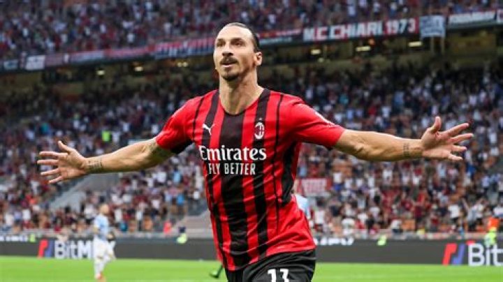 AC Milan 'will meet Zlatan Ibrahimovic in the next few days to convince veteran to sign new deal'