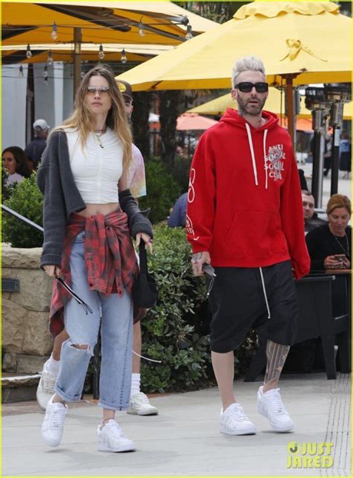 Adam Levine Shows Off Bleached Blonde Hair While Out with Wife Behati Prinsloo!