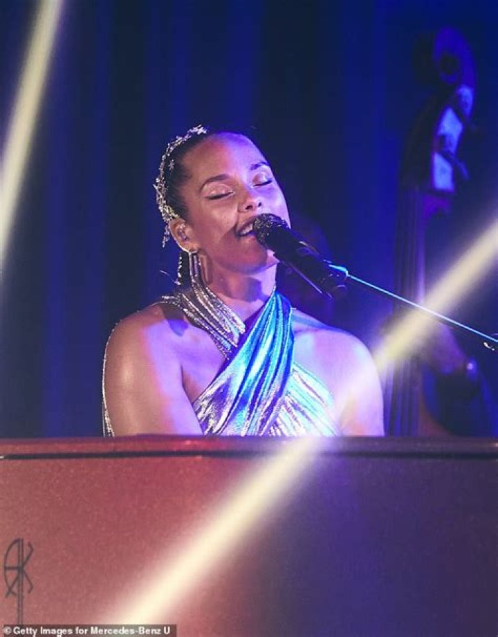 Alicia Keys takes the stage in Manhattan at Mercedes-EQ Concert Experience