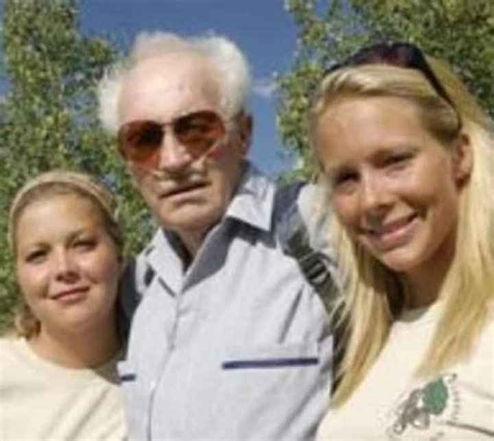 Alicia Knievel Bio, Age, Husband, Family, Height, Actress, Net Worth