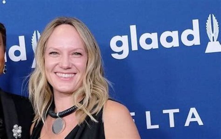 Amber Laign Bio, Age (Robin Robert’s Partner) Health, Job, Net Worth, Child, Breast Cancer