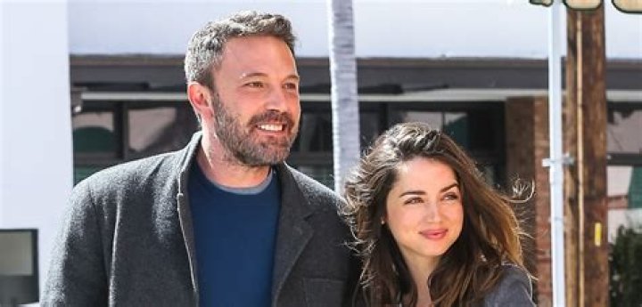 Ana de Armas Reveals How She Really Felt About All Those Ben Affleck Paparazzi Photos