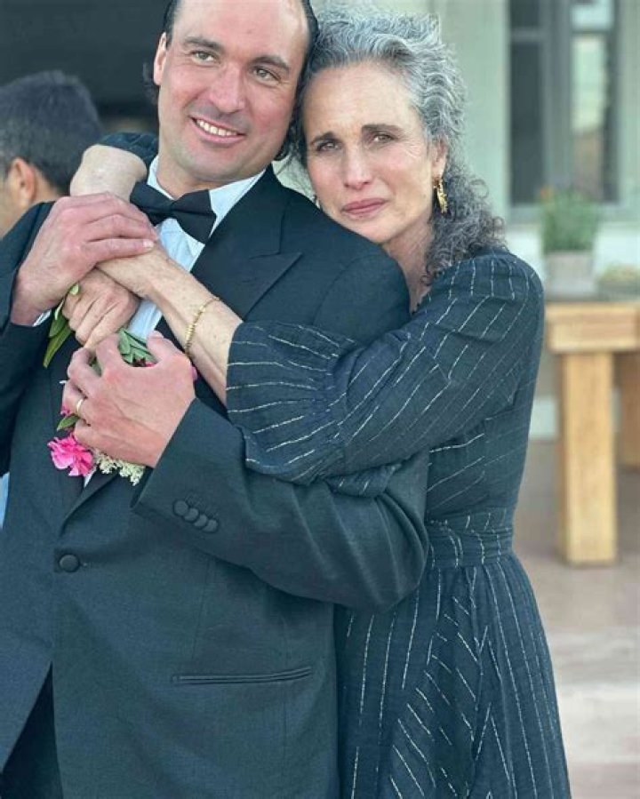 Andie MacDowell Husband: Who Is Rhett Hartzog? Their Relationship Timeline