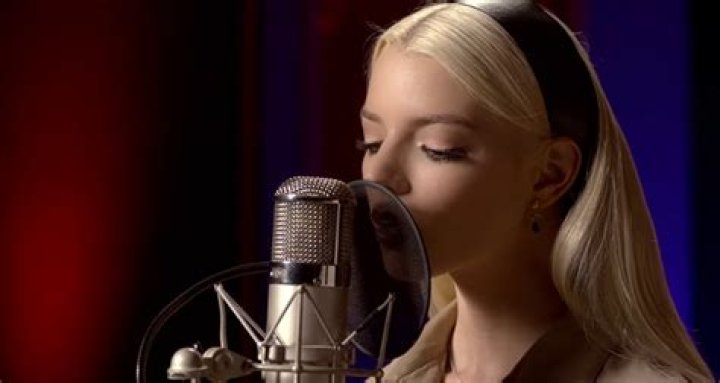 Anya Taylor-Joy Shows Off Her Vocals Singing ‘Downtown’ From Her New Movie ‘Last Night in Soho’ – Listen Now!