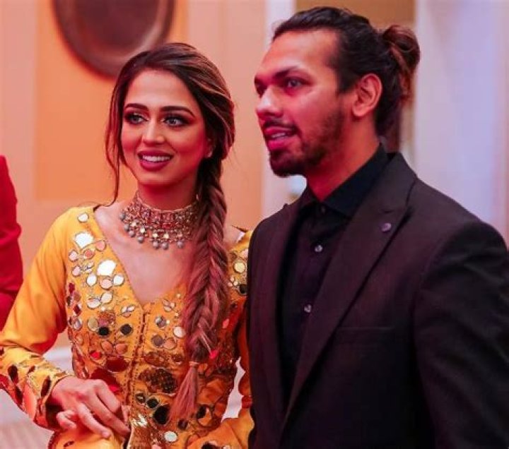 Are Jumana Khan And Ajmal Khan Divorce? Her Husband, Relationship Timeline, And Family
