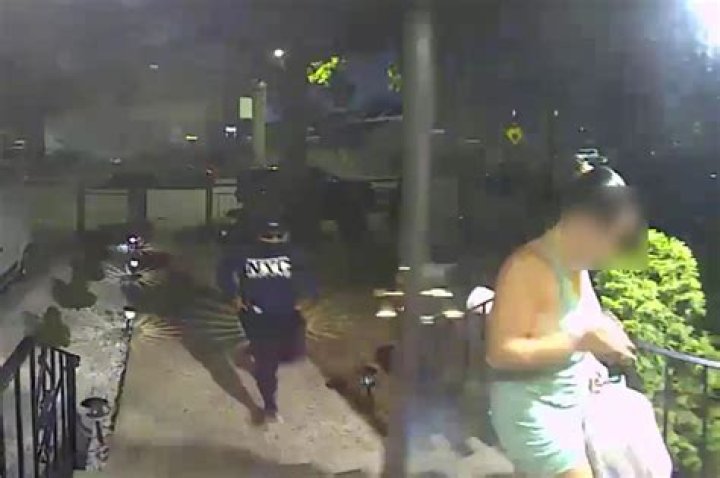 Asian couple robbed at gunpoint in daytime attack in Oakland's Little Saigon