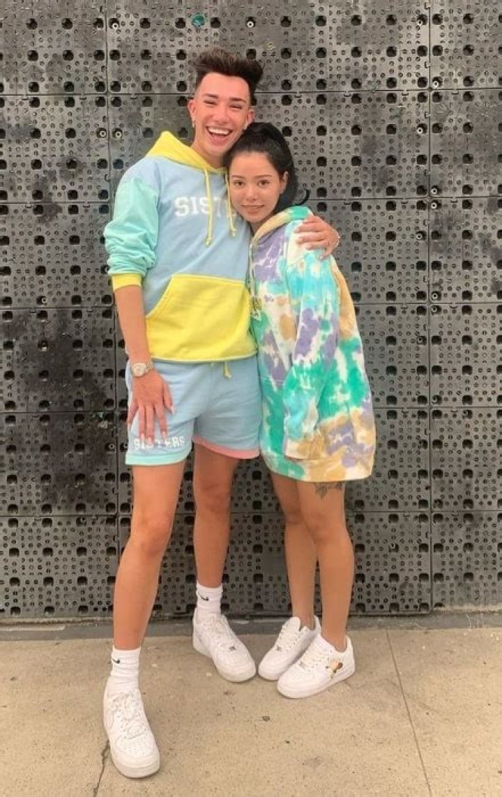 Bella Poarch Bio, Age, Tiktoker, Height, Weight, Family, Boyfriend, Net Worth