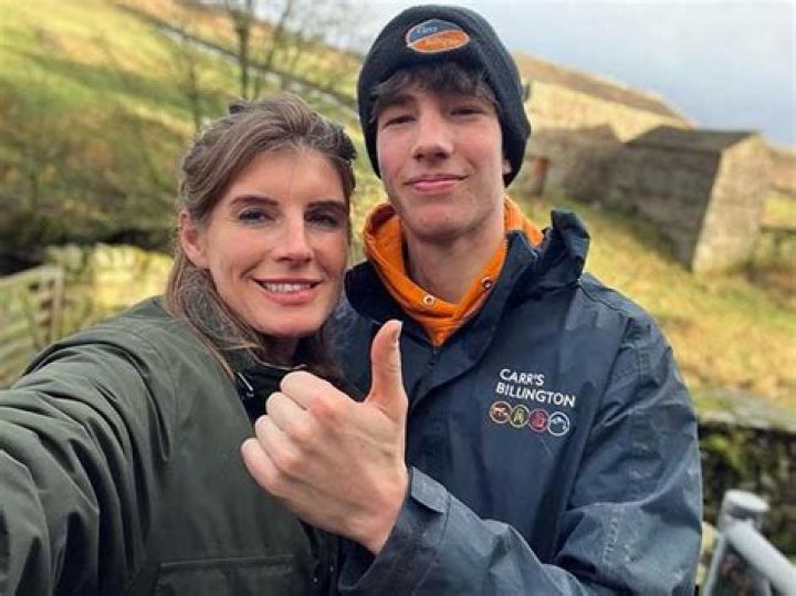 Beyond The Yorkshire Farm’s Reuben Owen tackles Arctic blast weather with new girlfriend Sarah
