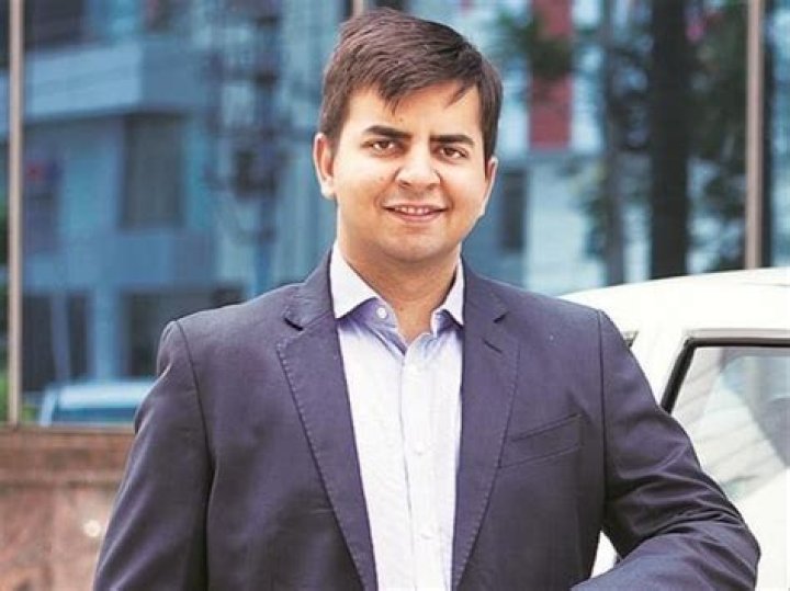 Bhavish Aggarwal Bio, Entrepreneur, Age, Height, Wife, Family, Net Worth