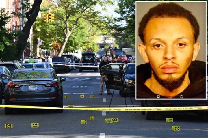 Boyce Howard, who allegedly shot cop, is known gang member with rap sheet
