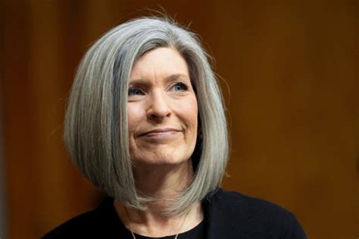 Britta Ernst Height, Weight, Net Worth, Age, Birthday, Wikipedia, Who, Nationality, Biography