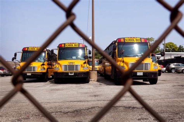 Bus driver shortage causing widespread delays on last day before Duval County’s winter break
