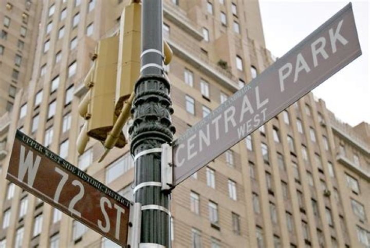 Charlotte York's First Apartment Hinted at Her Privileged Upbringing