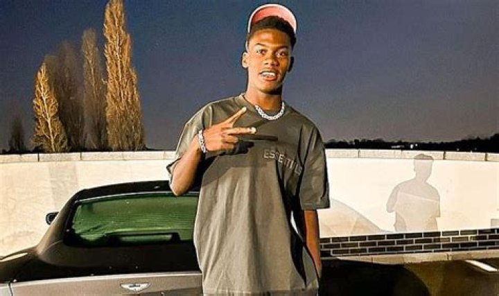 Chelsea confirm the signing of 17-year-old Dujuan 'Whisper' Richards