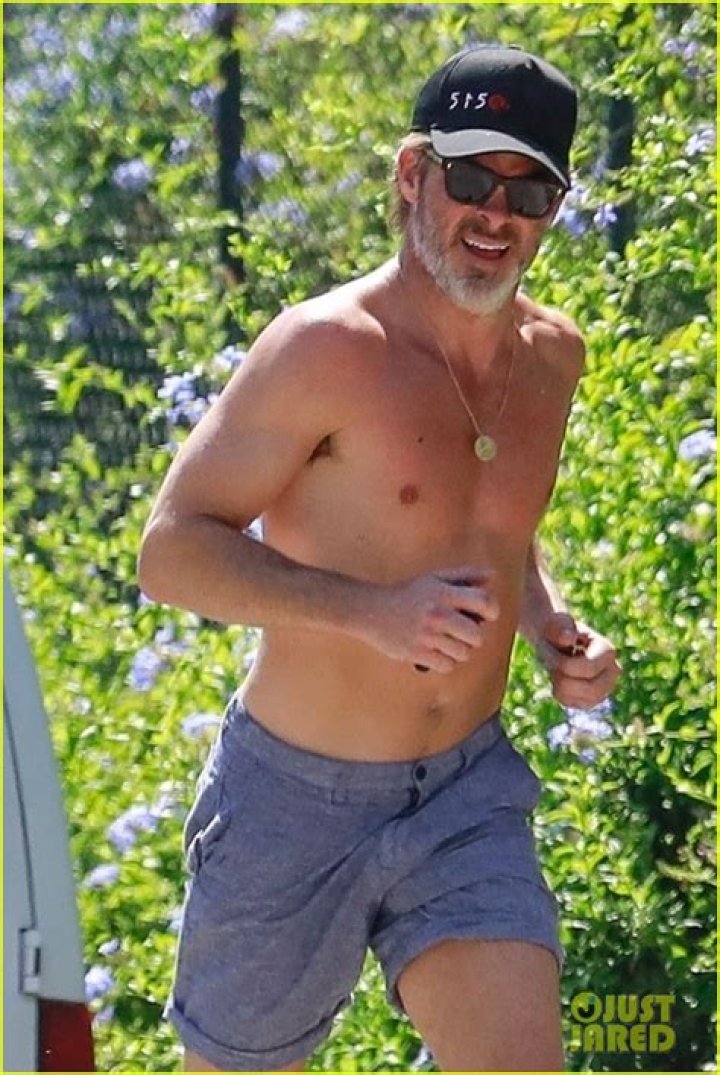 Chris Pine Goes Shirtless During a Friday Jog in L.A. (Photos)