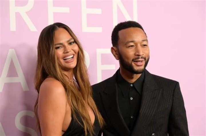 Chrissy Teigen faces more backlash for Quvenzhane Wallis and Farrah Abraham mean tweets