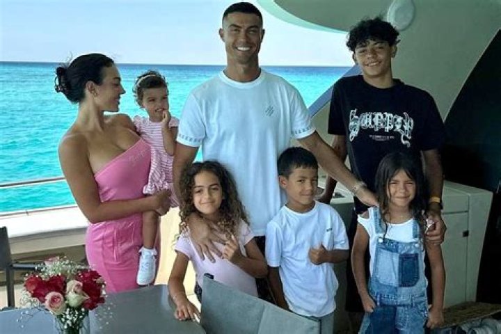 Cristiano Ronaldo & Georgina Rodriguez Share First Family Photo with Newborn Daughter After Son’s Passing
