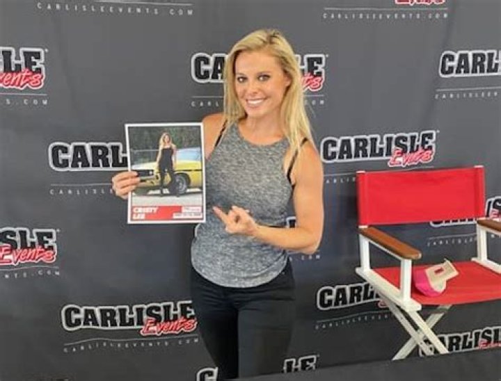 Cristy Lee Bio, Age, HGTV, Accident, Partner, House, Net Worth, Garage Gang, Family