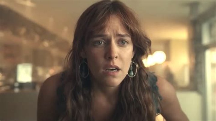 Daisy Jones & The Six's Riley Keough Used Fan Art To Build Daisy's Look