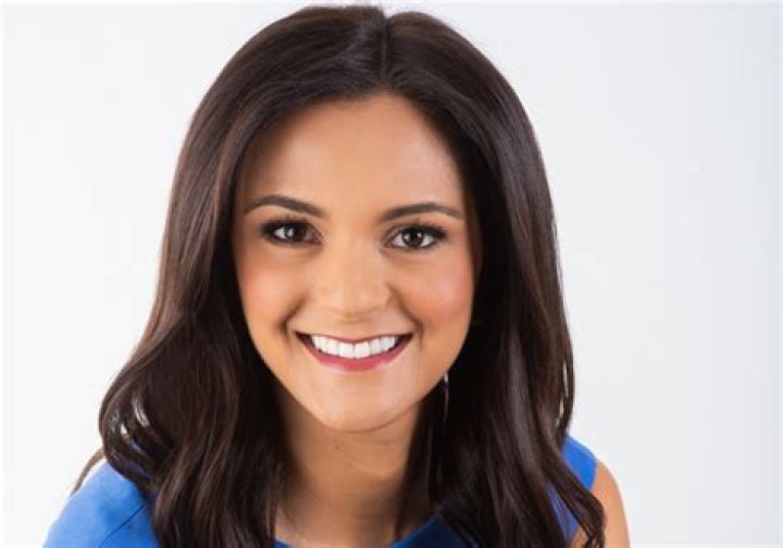 Danielle Kreutter Bio, Age, KKTV, Family, Husband, Height, Salary, Net Worth