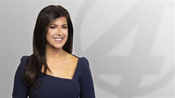 Danielle Todesco Bio, Age, KOB-TV, Family, Husband, Height, Salary, Net Worth