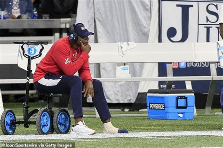 Deion Sanders' girlfriend Tracey Edmonds takes care of the Colorado football coach after surgery