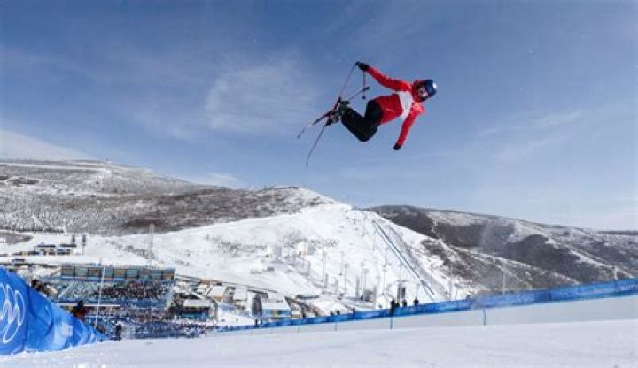 Eileen Gu Father Name: Does The Skier Have A Father? Ethnicity - Why is U.S.-born Eileen Gu Skiing for China?