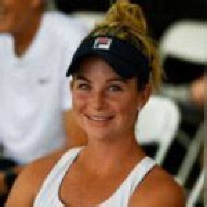 Who Are Elizabeth Mandlik Parents? Meet Mother Hana Mandlikova And Father, Family Tree