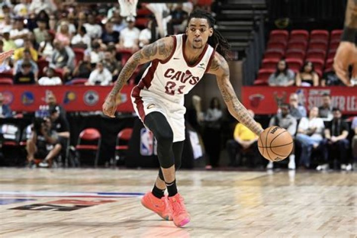 Emoni Bates Height, Weight, Net Worth, Age, Birthday, Wikipedia, Who, Nationality, Biography