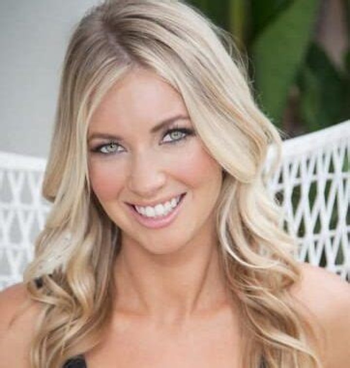 Evelyn Taft Bio, Age, KCAL, Family, Husband, Net Worth, Salary