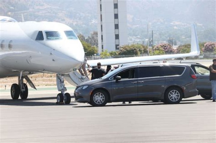 Even as a convicted rapist, Harvey Weinstein is still flying private