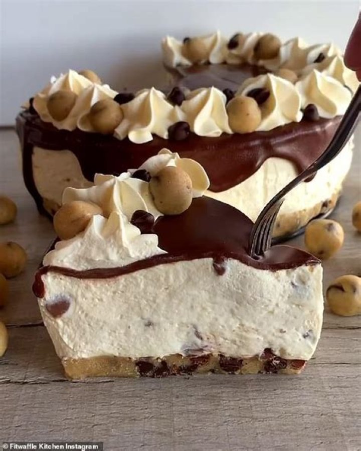 FitWaffle Kitchen baker Eloise Head shares chocolate cookie dough cheesecake recipe