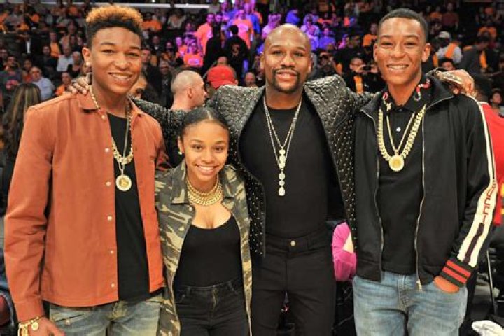 Floyd Mayweather Daughter Pleads GUILTY To Stabbing Youngboy's Baby Mama - NO JAIL!!