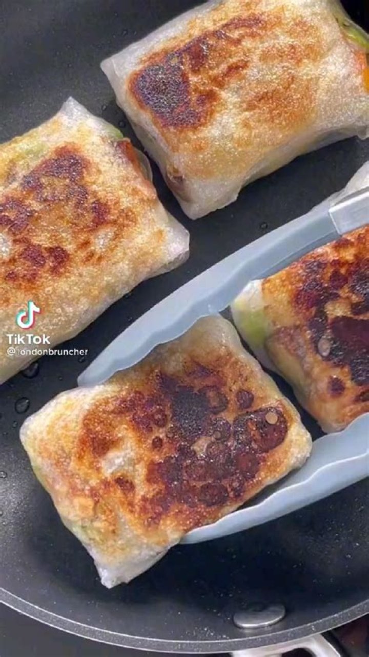 Foodie shares how to make crispy rice paper dumplings in a viral TikTok video