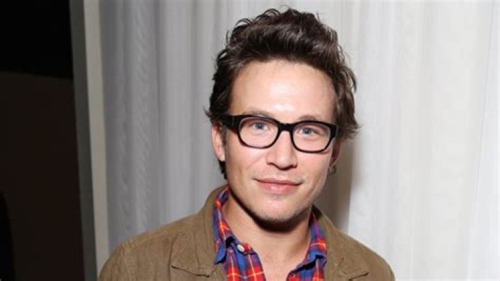 Former Child Actor Jonathan Taylor Thomas Looks Unrecognizable During Rare Public Outing: Photos