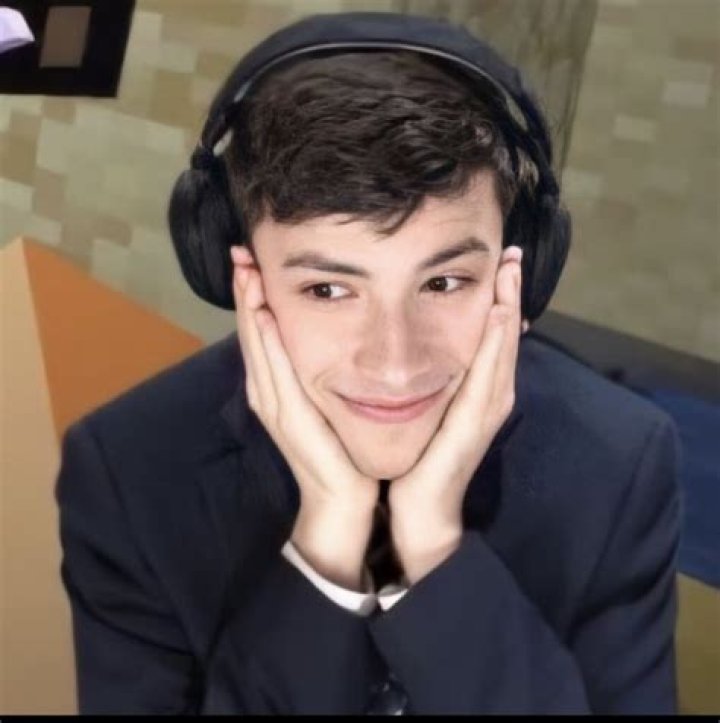 GeorgeNotFound Net Worth (2023) Earnings, Salary, Wiki