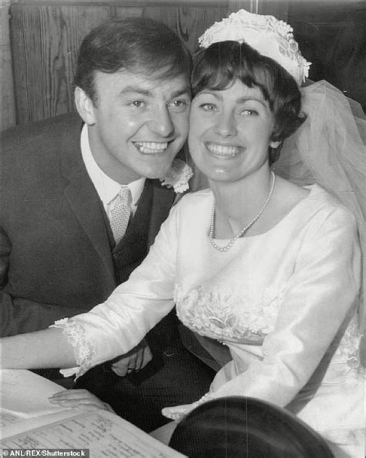 Gerry Marsden leaves £480,000 and a Spanish property to his wife Pauline following his death aged 78