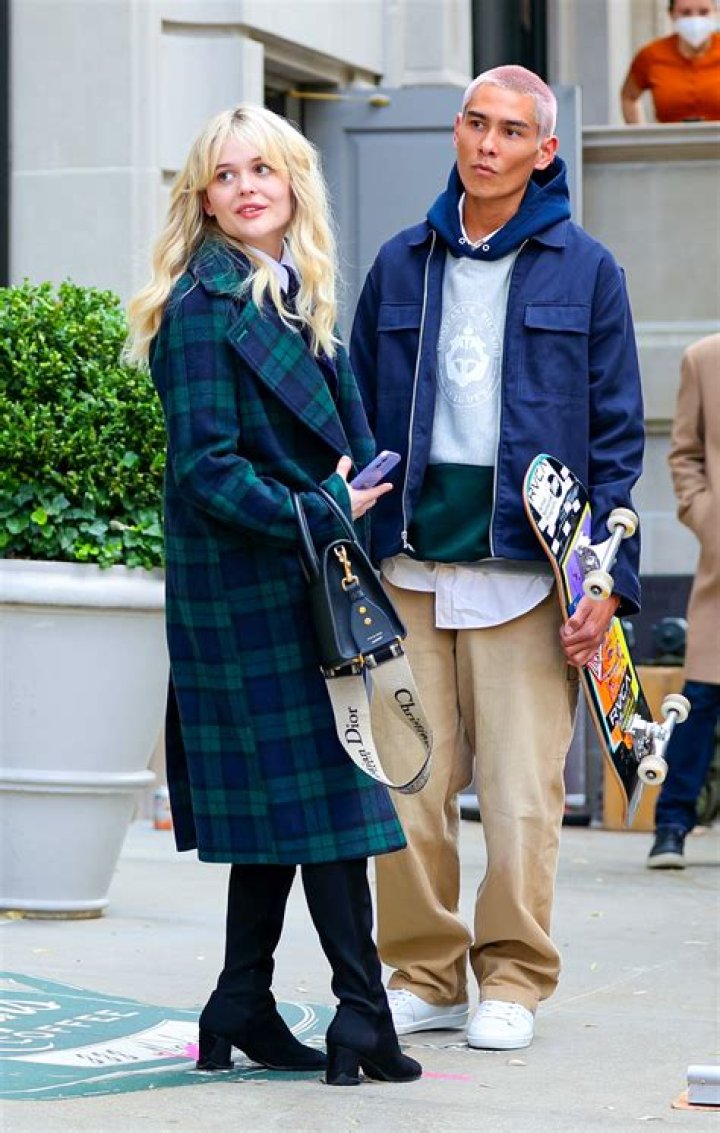 Gossip Girl fans are ‘screaming’ after Max and Aki strip naked & share a passionate kiss in episode 2