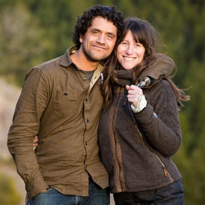 WFAA: Greg Fields Wife And Daughter - Bio, Age, Height, Family, Wife, Education, Career, Net Worth