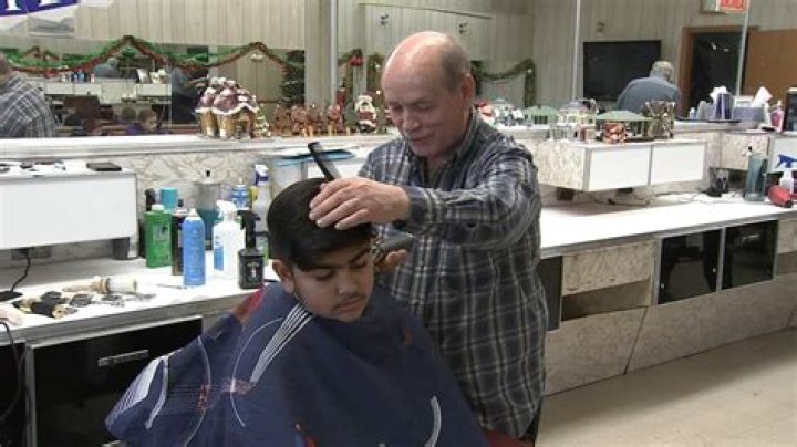 Hanover Barber Shop closing: Tony Ruffalo closing Hanover Park, IL barber shop after nearly 50 years
