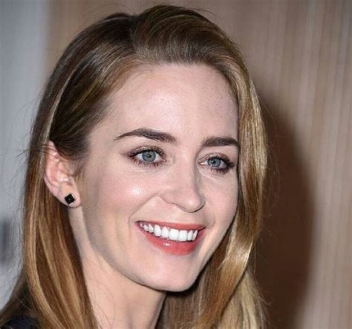 How A-listers appear to have a VERY similar nose