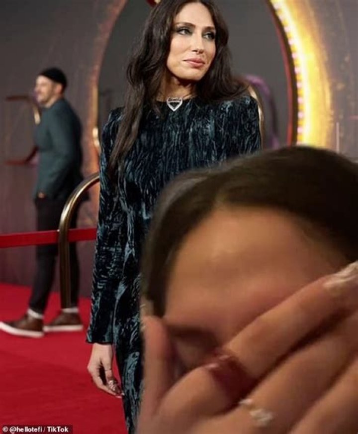 How embarssing! TikTok star cringes after discovering she wore her red carpet dress WRONG