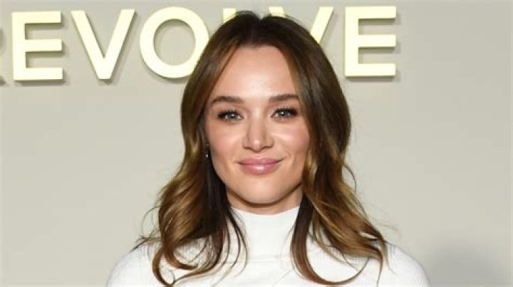 Hunter King's Boyfriend Slams Cosmetic Procedure Rumors About The Young And The Restless Star