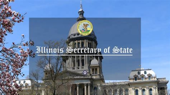 Illinois Secretary of State proposes drastically cutting training hours required for commercial driver's license