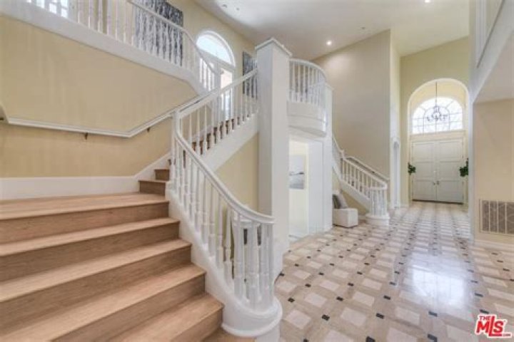 Inside Addison Rae’s $3M LA mansion featuring infinity pool, panoramic views and grand entryway