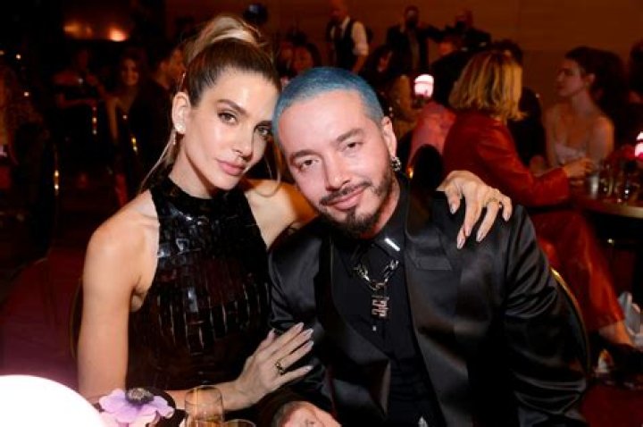 J Balvin and girlfriend Valentina Ferrer announce they are expecting their first child together