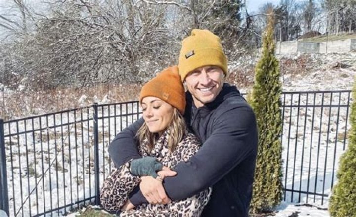 Jana Kramer Makes It Instagram Official With New Boyfriend Ian Schinelli