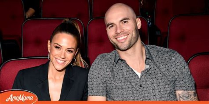 Jana Kramer shows off her new tattoo of her children's names... amid divorce from Mike Caussin