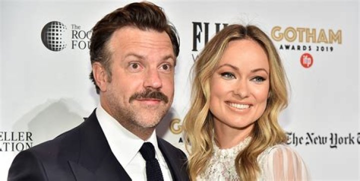 Jason Sudeikis thanks ex Olivia Wilde at 2021 Critics Choice Awards